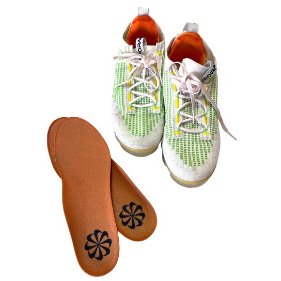 NIKE Air Vapormax Flyknit 2021 “Feel Love” FD0871-100 Sneaker Size US 9 - Picture 11 of 13